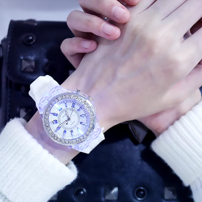 Led Flash Luminous Watch Personality Trends Students Lovers Jellies Woman Men'S Watches 7 Color Light Wristwatch Bayan Kol Saati